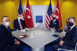 Tổng thống Biden bày tỏ quan ngại khi Thổ Nhĩ Kỳ mua vũ khí của Nga