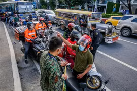 Philippines và Lào ghi nhận số ca mắc COVID-19 mới cao kỷ lục