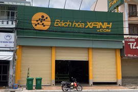 Cần Thơ: Siêu thị, cửa hàng tiện lợi không để khách vào trong mua hàng