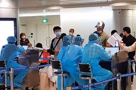 Tăng cường chống dịch Covid-19 dịp Tết, lãnh đạo TP.HCM chỉ đạo hạn chế tổ chức các lễ hội