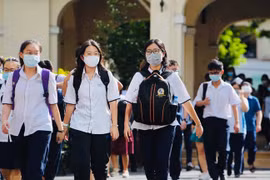 Nhiều tỉnh, thành trên cả nước cho học sinh nghỉ hè sớm
