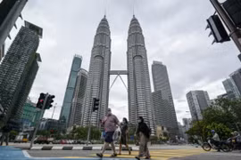 Malaysia mở lại rạp chiếu phim dành cho người tiêm đủ hai mũi vắc xin COVID-19