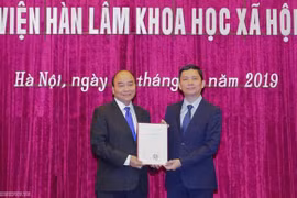 Cán bộ Viện Hàn lâm Khoa học xã hội phải vừa là nhà khoa học giỏi, vừa là nhà tư vấn giỏi