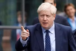 Thủ tướng Anh cam kết vững vàng khi thời hạn Brexit tới gần