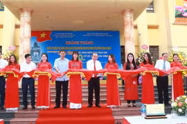 Phó Thủ tướng Thường trực dự lễ khánh thành biểu tượng tri ân của học sinh miền Nam với Vĩnh Phúc