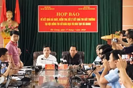 Giám đốc Sở Giáo dục và Đào tạo 2 tỉnh Hà Giang, Hòa Bình bị thi hành kỷ luật