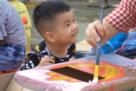 "Trung thu bà kể", ngược dòng thời gian tìm lại giá trị truyền thống