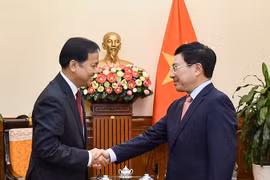 Phó Thủ tướng Phạm Bình Minh tiếp Bí thư Thường trực Bộ Ngoại giao Myanmar