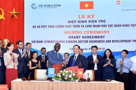 Việt Nam được hỗ trợ 2,2 triệu USD để tăng cường sự lành mạnh và phát triển của ngành ngân hàng