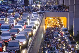 Thông tin Hà Nội chuẩn bị thu phí ô tô vào nội đô vẫn đang được nghiên cứu cẩn trọng