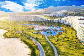 Thủ tướng chủ trì Hội nghị phát triển kinh tế miền Trung tại FLC Quy Nhơn