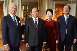 Thủ tướng Nguyễn Xuân Phúc hội kiến Quốc vương Thụy Điển Carl XVI Gustav