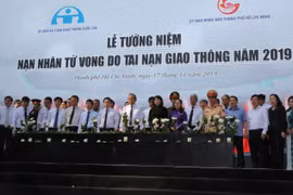 Phó Thủ tướng Trương Hòa Bình dự lễ tưởng niệm nạn nhân tử vong do tai nạn giao thông