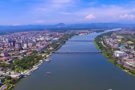 Bao giờ có một dòng sông di sản?