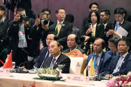 Thủ tướng Nguyễn Xuân Phúc dự Hội nghị Cấp cao ASEAN+3 lần thứ 22