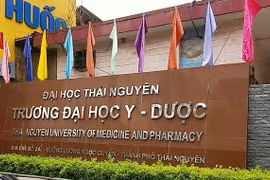 Đại học Y Dược - Đại học Thái Nguyên: Phó hiệu trưởng lập khống hợp đồng mua bán hóa chất xét nghiệm?