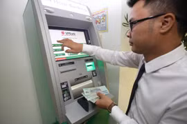 Máy gửi tiền tự động (CDM) VPBank và những câu chuyện chưa kể