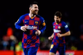 Messi rực sáng với cú hat-trick, Barca giữ vững ngôi đầu La Liga