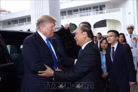 Thủ tướng Nguyễn Xuân Phúc hội kiến Tổng thống Mỹ Donald Trump