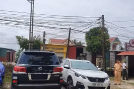 Thanh Hóa: Công an huyện Nông Cống tạm giữ xe sang, biển số "khủng"