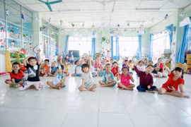 Chương trình sữa học đường chính thức đến với học sinh tỉnh Vĩnh Long