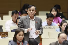 Quy trình tuyển dụng chặt chẽ nhưng chúng ta không nắm được cán bộ
