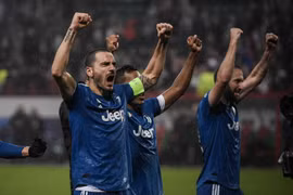 Kết quả Champions League: Paris Saint-Germain, Bayern Munich, Juventus lọt vào vòng 16 đội