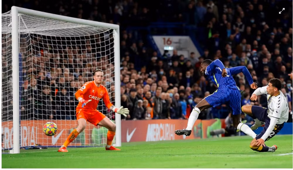 chelsea hut hoi trong cuoc dua ngoi vo dich premier league hinh 5