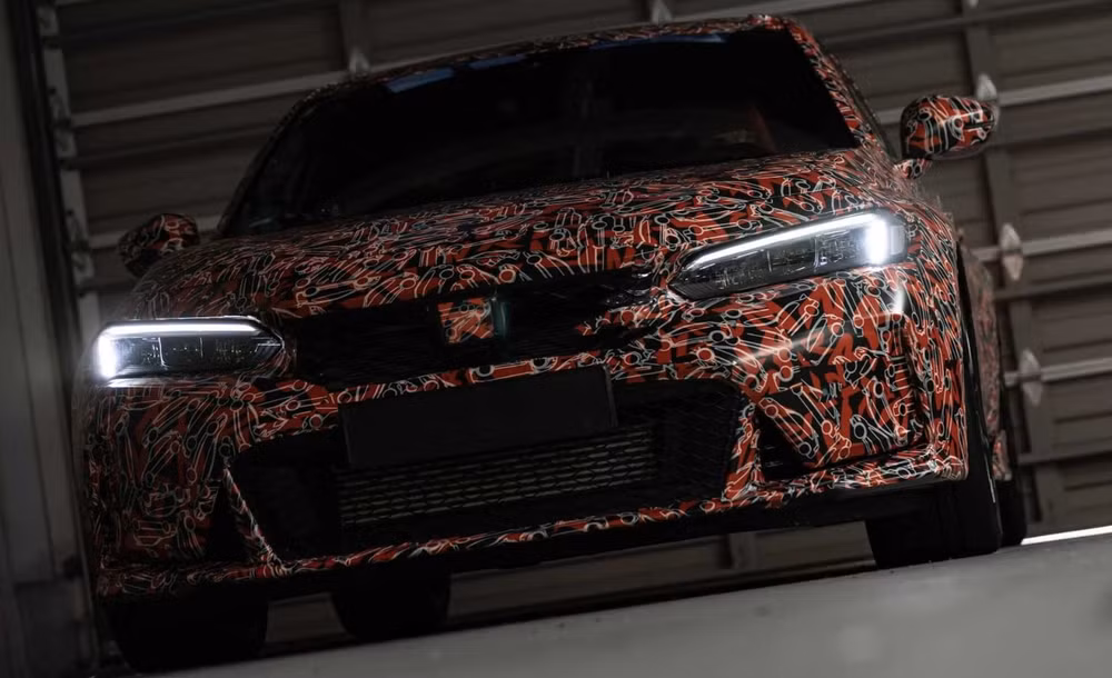 honda civic type r 2022 lo dien tren duong dua suzuka hinh 4