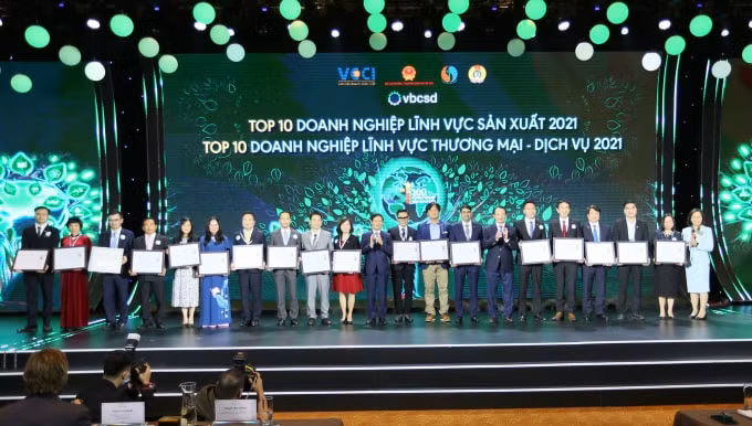 vinamilk duoc vinh danh trong top 10 doanh nghiep phat trien ben vung nhat viet nam 2021 hinh 1