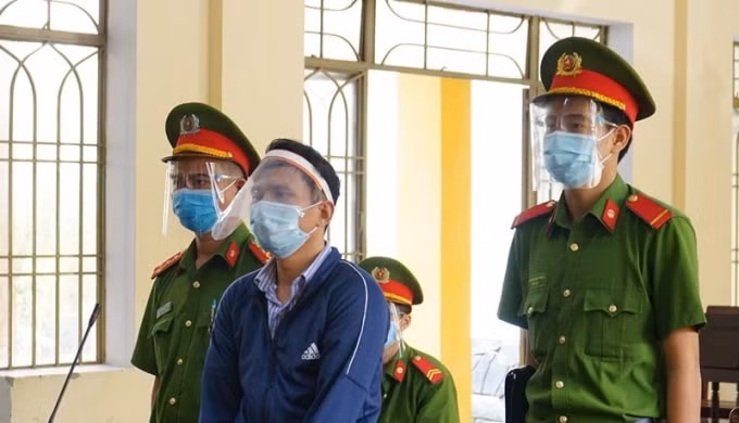an chung than cho ke giet dong nghiep sau cuoc nhau hinh 1