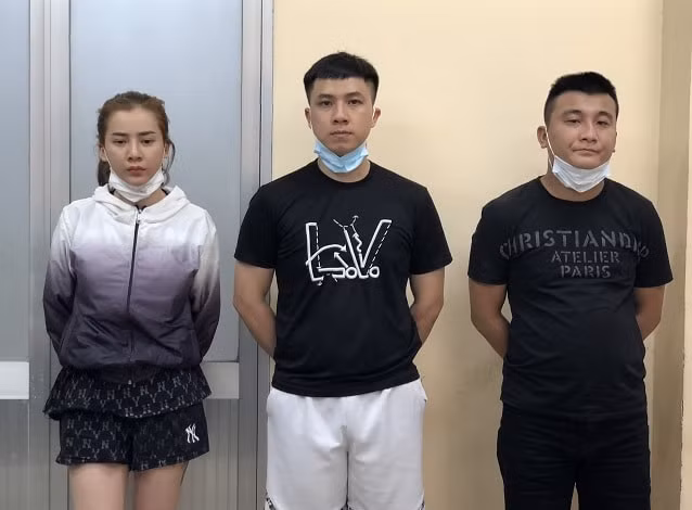 dan canh danh nguoi phu nu de cuop tai san hinh 1