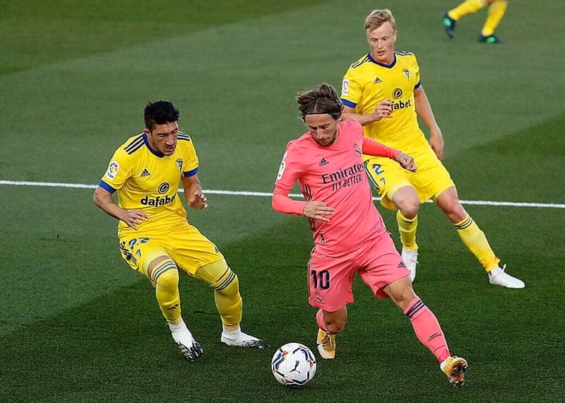 nhan dinh tran real madrid vs cadiz 3h ngay 20 12 hinh 1
