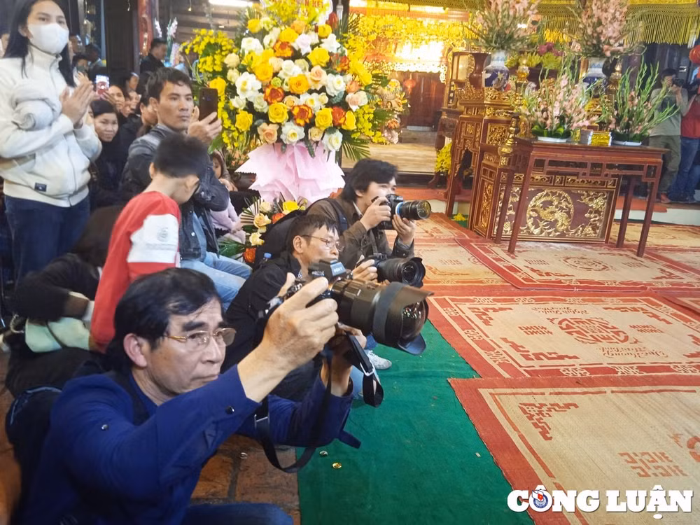 doc dao le ruoc ong lon o la phu hinh 13