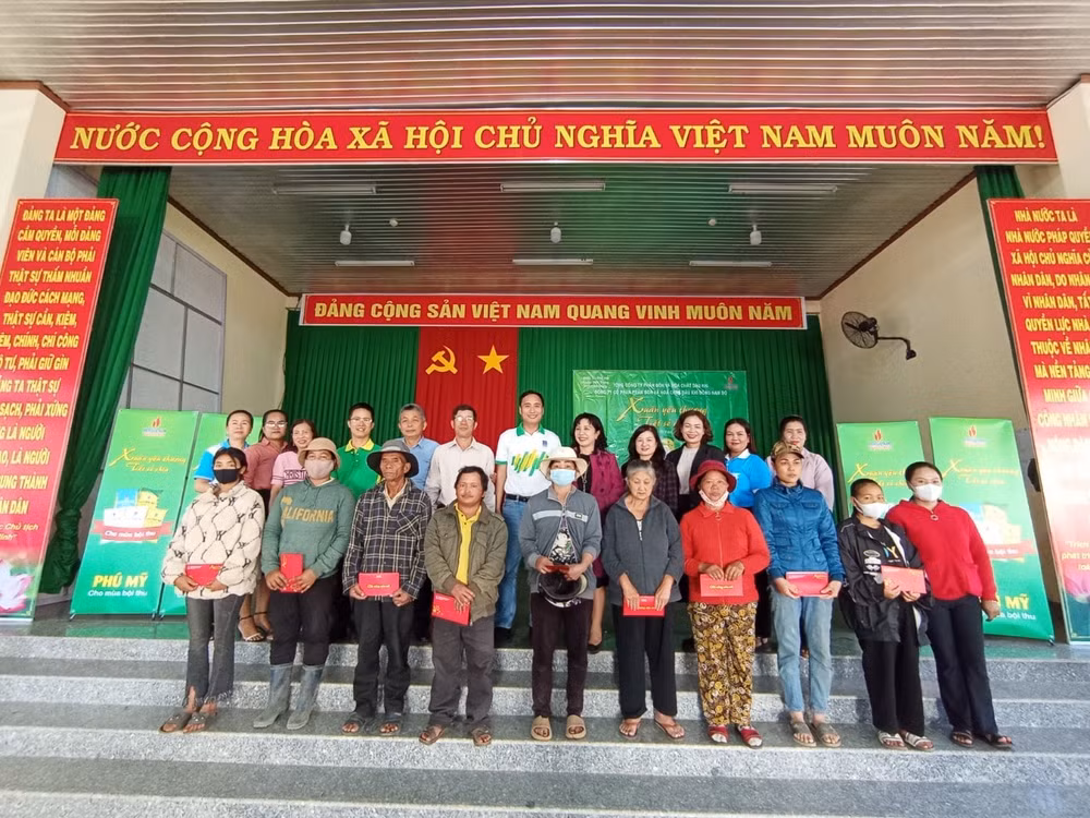 pvfcco lan toa xuan yeu thuong tet se chia tren khap ca nuoc hinh 1