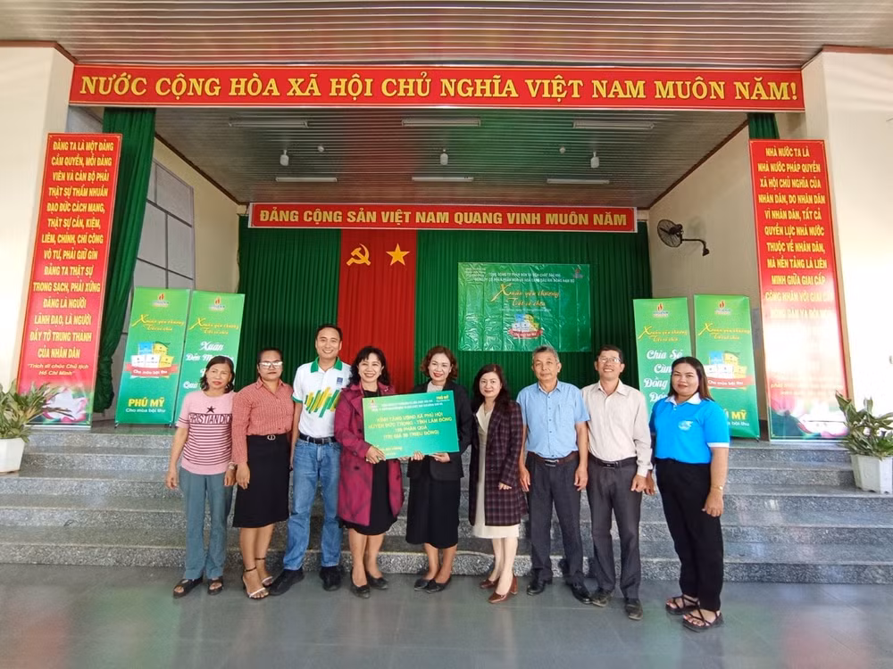 pvfcco lan toa xuan yeu thuong tet se chia tren khap ca nuoc hinh 4