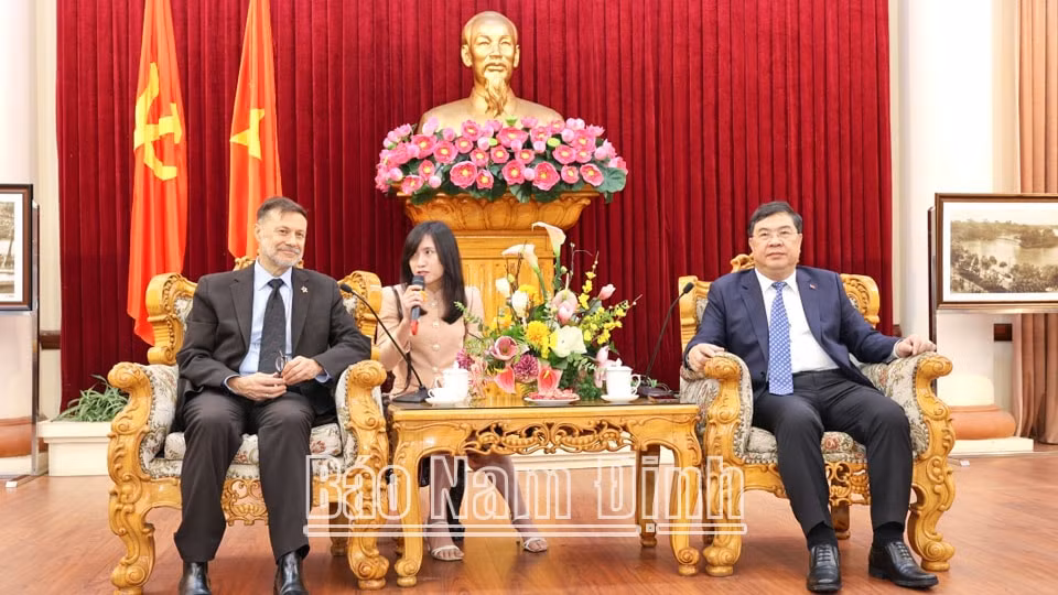 nam dinh mong muon australia hop tac ho tro ve giao duc hinh 1
