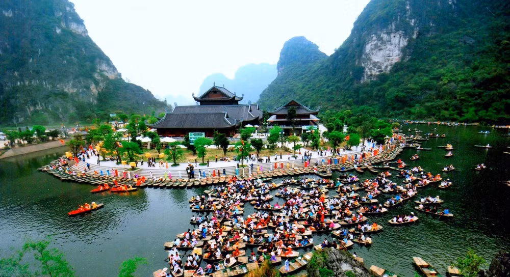 ninh binh tang cuong cong tac quan ly to chuc le hoi xuan giap thin 2024 hinh 1