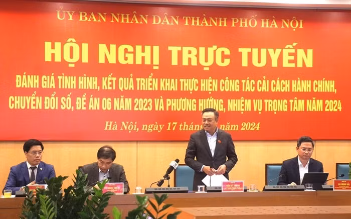 chu tich ha noi khong chay theo thanh tich huong den nguoi dan rut tien nhanh va thuan tien hinh 1