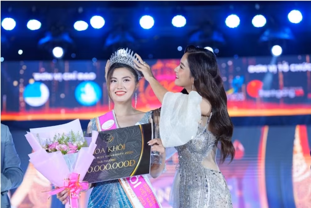 fcf cong bo giai thuong khung cho cuoc thi hoa hau sinh vien viet nam 2024 hinh 15