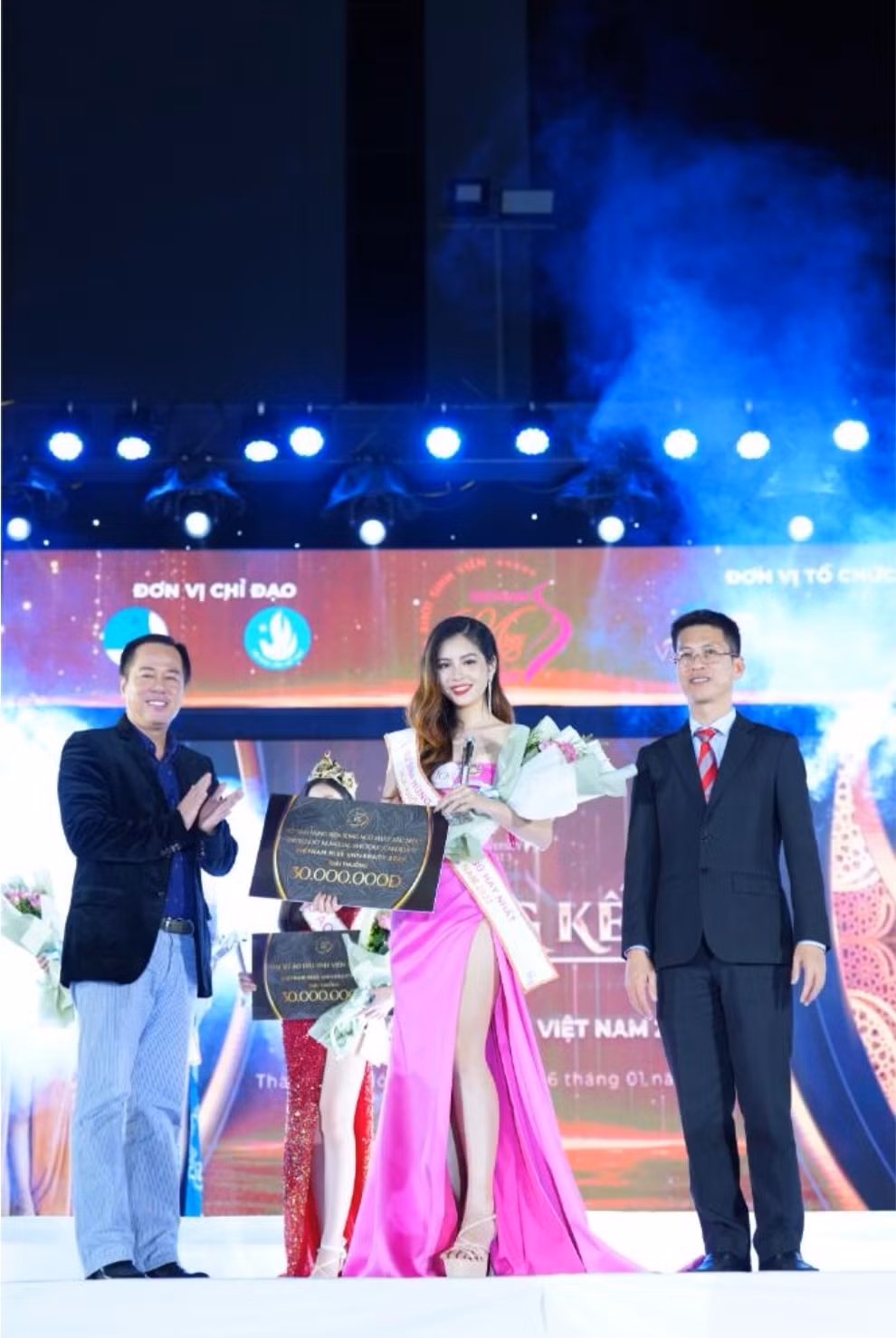 fcf cong bo giai thuong khung cho cuoc thi hoa hau sinh vien viet nam 2024 hinh 7