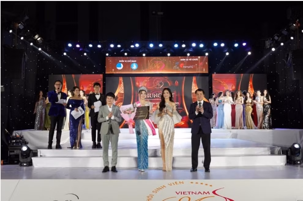fcf cong bo giai thuong khung cho cuoc thi hoa hau sinh vien viet nam 2024 hinh 1