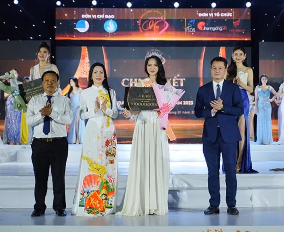 fcf cong bo giai thuong khung cho cuoc thi hoa hau sinh vien viet nam 2024 hinh 12
