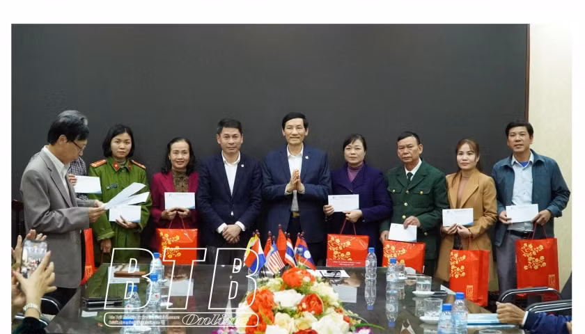 thai binh 75 doanh nghiep dang ky ung ho hon 23000 suat qua tet tri gia gan 11 ty dong tang nguoi ngheo hinh 1