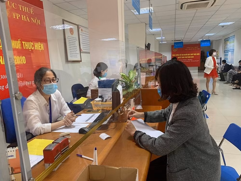 Bộ Tài chính đề xuất sửa đổi Biểu thuế thu nhập cá nhân. (Ảnh: HQ)