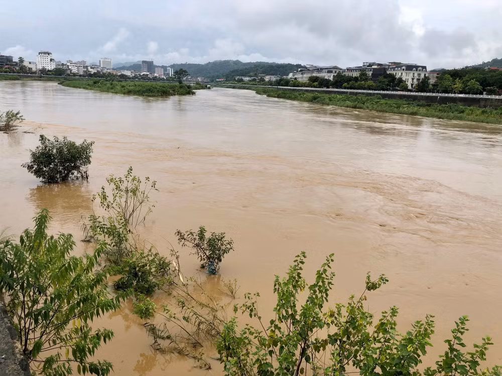 ảnh sông hồng