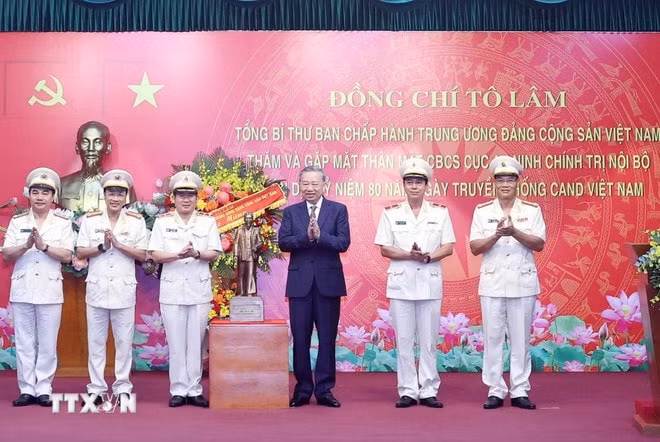ttxvn-tong-bi-thu-cuc-an-ninh-noi-bo-2.jpg