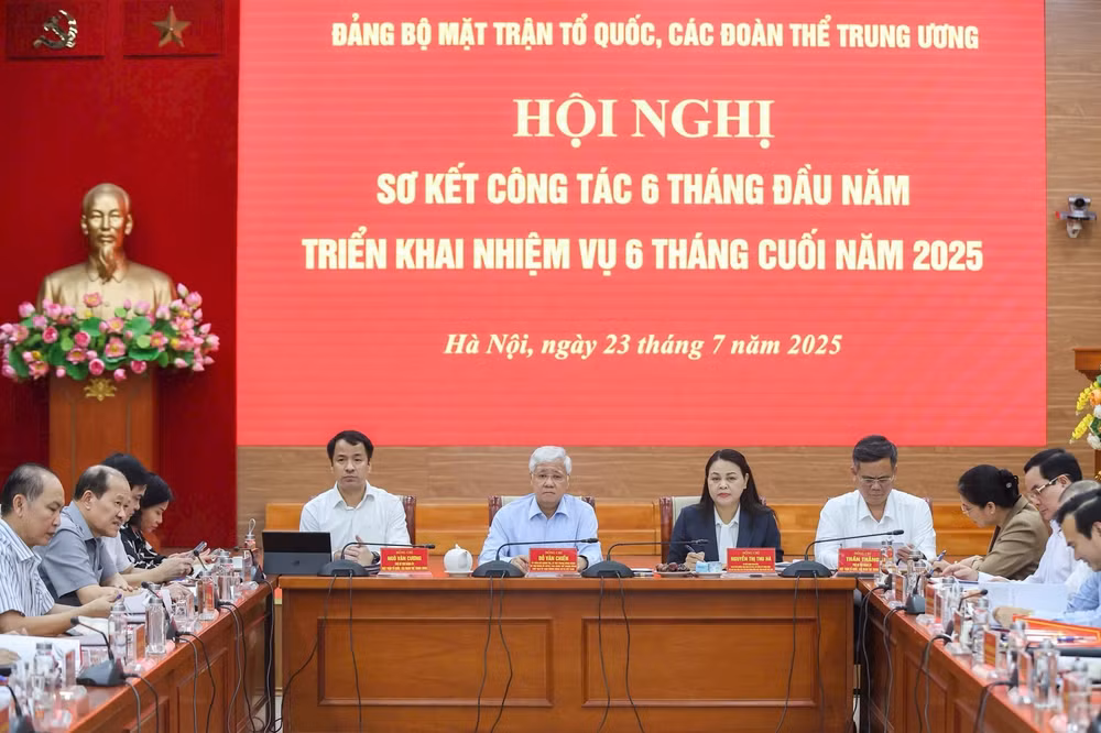 8babf49872fffba1a2ee.jpg