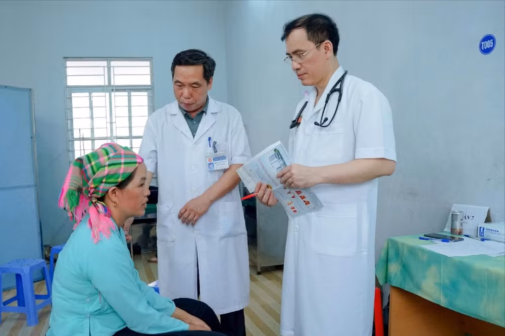 Nguyên tắc chung là không xóa bỏ hoặc làm gián đoạn hệ thống y tế cơ sở hiện có, mà tổ chức lại phù hợp với mô hình chính quyền mới, bảo đảm người dân tiếp tục được tiếp cận dịch vụ y tế công bằng và thuận tiện.