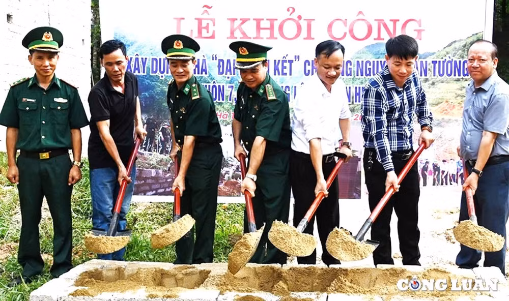 dan van kheo bang nhieu cach lam hay cua nhung nguoi linh mang quan ham xanh ha tinh hinh 6